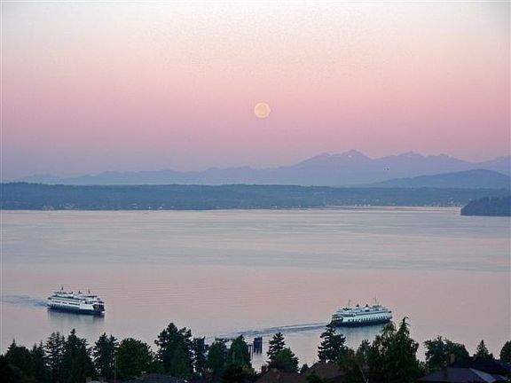 Enjoy watching the ferries & ships cross Puget Sound