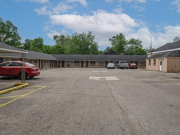 3rd image of 4000 Tytus Ave