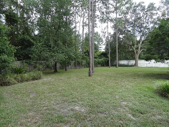 5th image of 105 Teaberry Pl