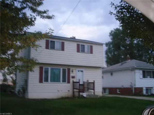 16766 Gerard Ave, Maple Heights, OH 44137