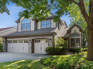 799 Willow Ct, Itasca, IL 60143