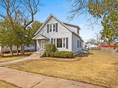2628 Gilbert STREET, Marinette, WI, 54143