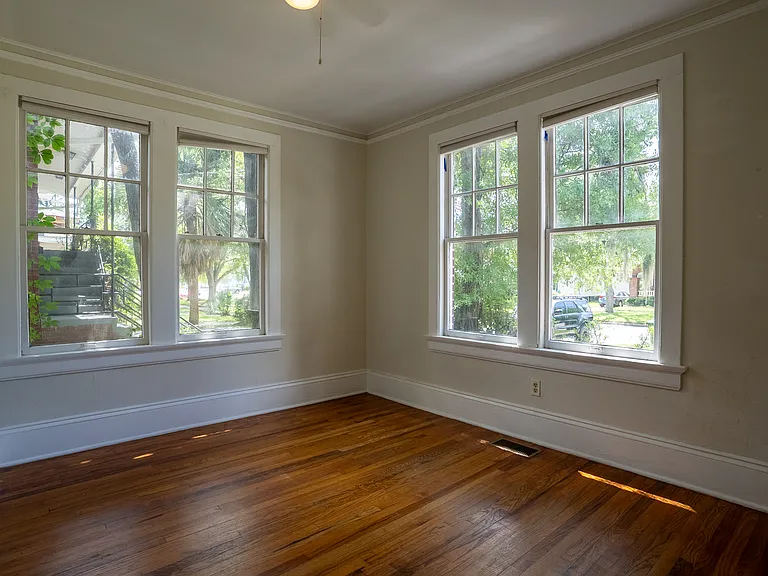 2733 Herschel St #1 — Photo 9