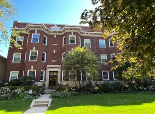 322 S Ridgeland Ave APT 1, Oak Park, IL 60302
