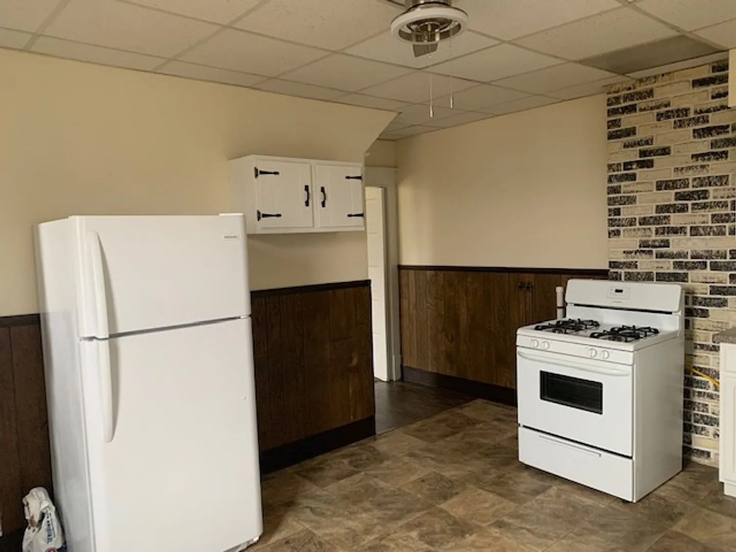 Ashberry Properties - 1142-1144 McKinley Avenue — Photo 3