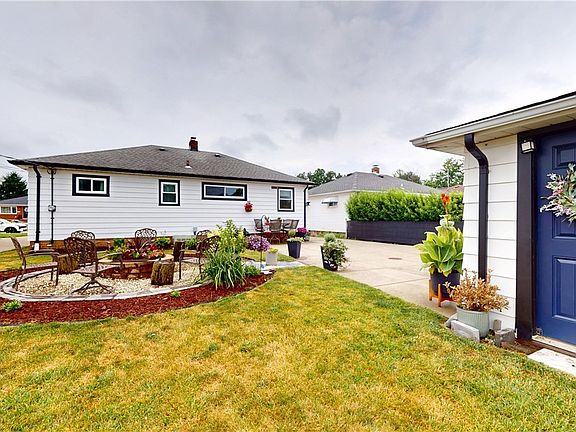 2nd image of 1833 Ridgewick Dr