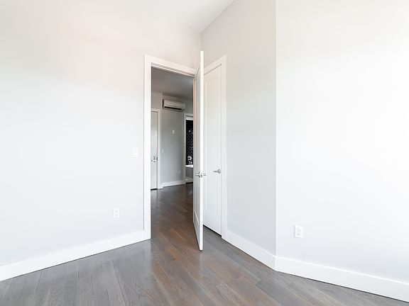 4th image of 399 Nostrand Ave #3F