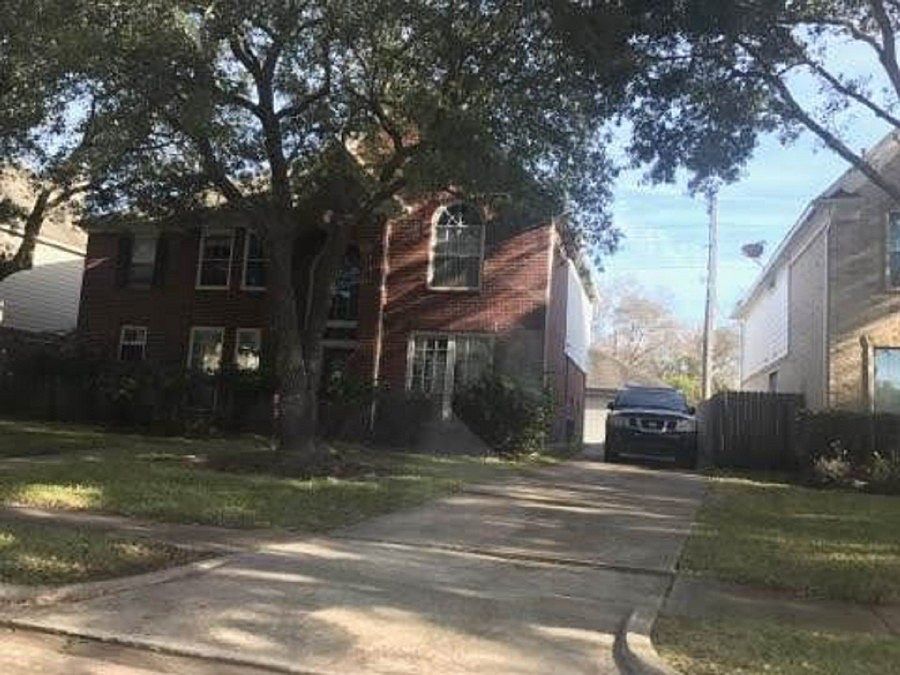 2nd image of 2018 Canyon Crest Dr