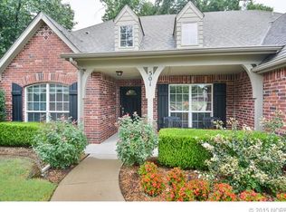 501 N Umber St, Jenks, OK 74037