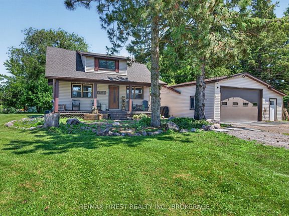 2nd image of 2270 McIvor Rd