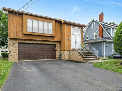 66 Florence Pl, Elmwood Park, NJ, 07407