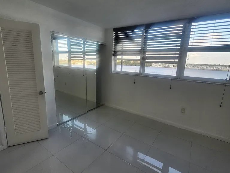 1175 NE Miami Gardens Dr #703E — Photo 4