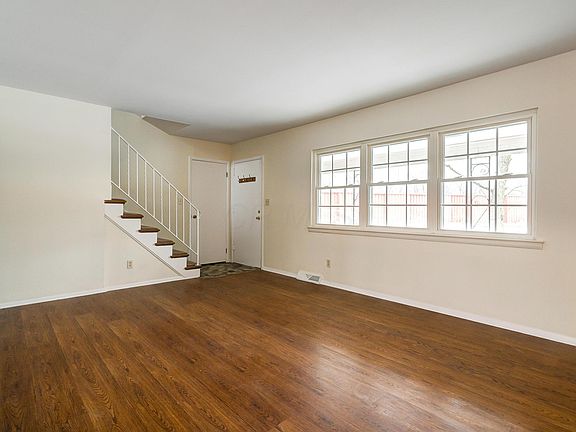 4th image of 777 Stinchcomb Dr