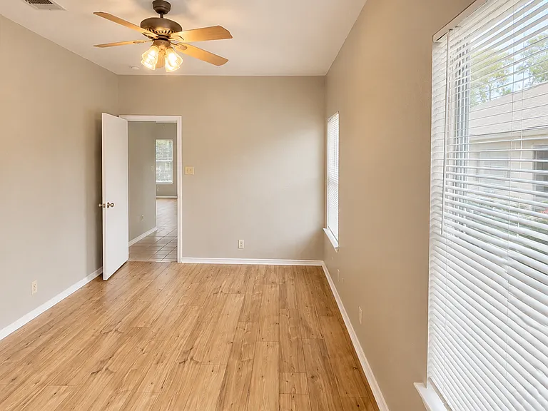 1217 Armadillo Rd #B — Photo 12