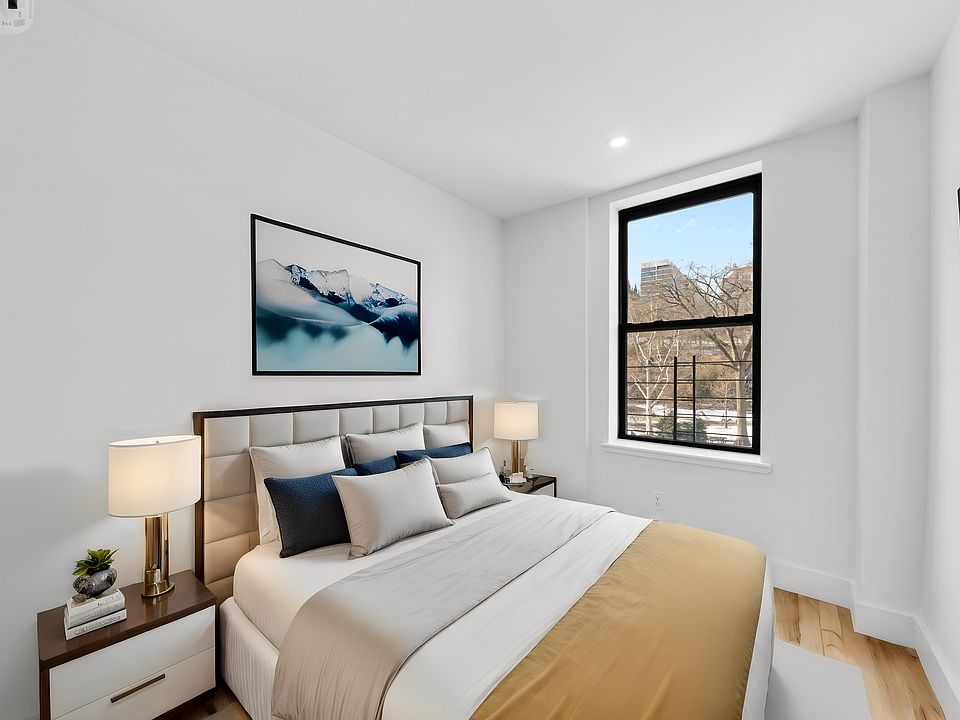 1st image of 312 Manhattan Ave APT 3A