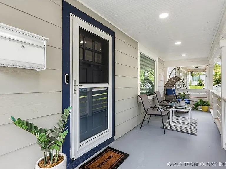 1225 N Cheyenne Ave — Photo 5