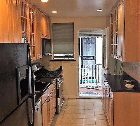 2nd image of 2368 24th St APT 1
