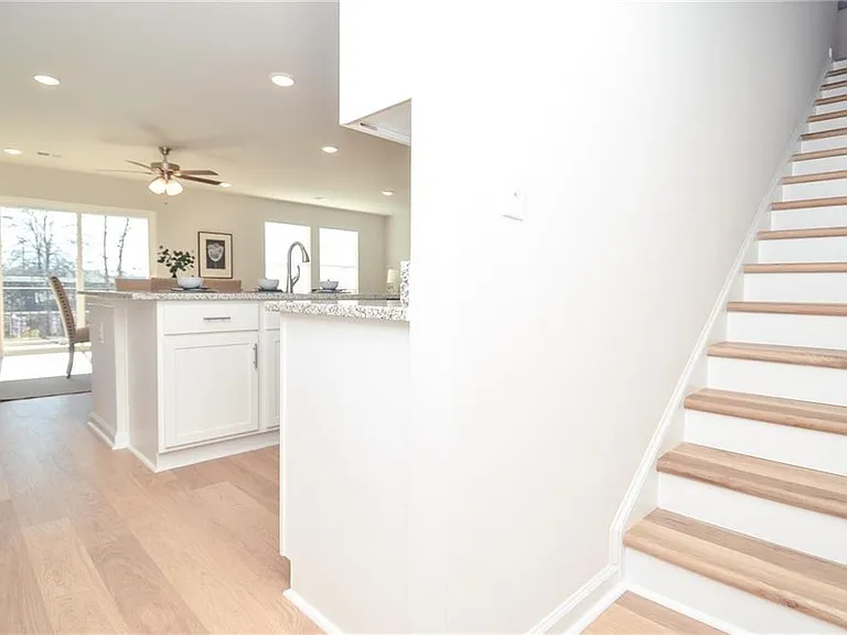 4553 High Ridge Ct — Photo 19