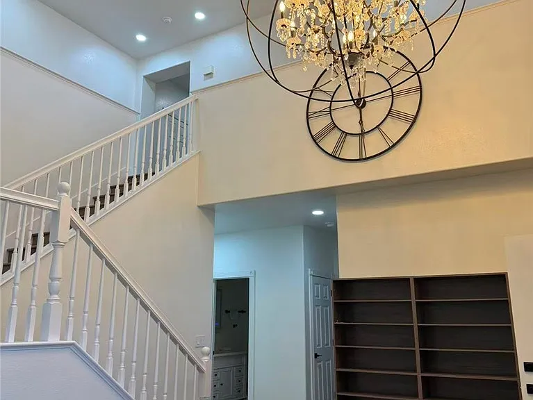 605 Runbridge St — Photo 3