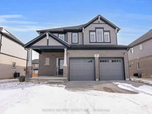 27 Monarch St, Welland, ON L3C 0E6