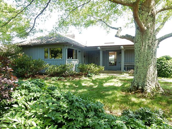 4th image of 430 Buxton Ln