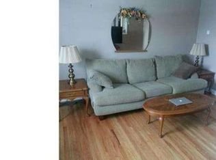 6807 Walker St, Philadelphia, PA 19135