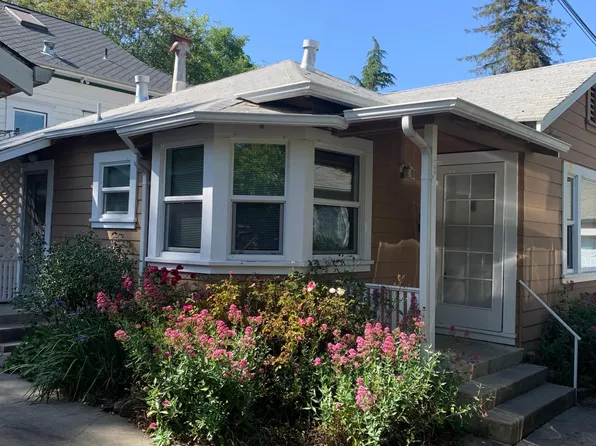 1422 Laurel St, Napa, CA 94559