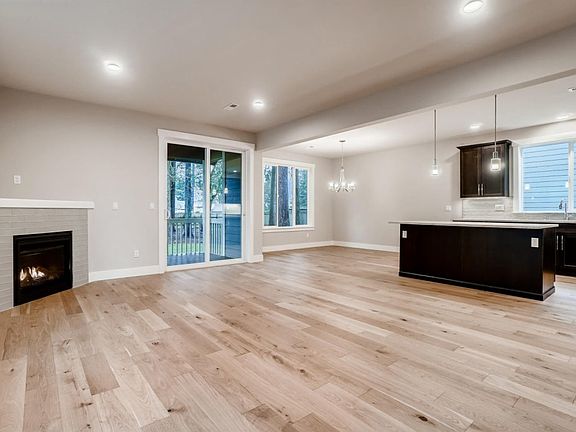 5th image of 1338 N 167th St