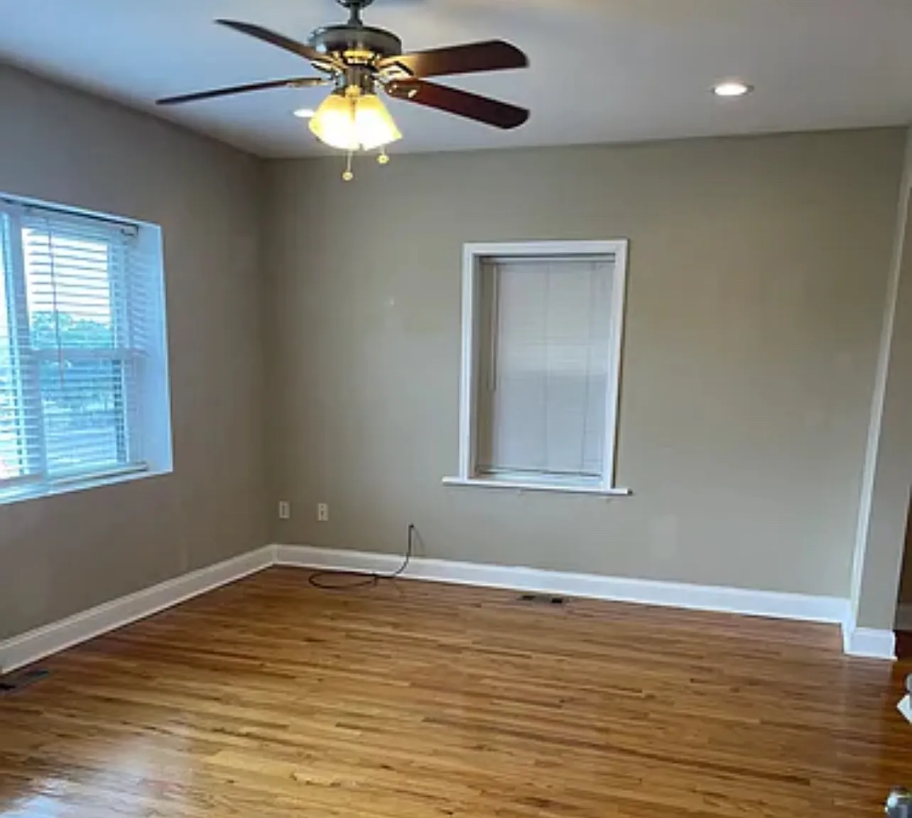2 bed, 1200 sqft, $1,650 — Photo 1