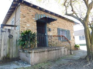 2003 Touro St, New Orleans, LA 70116