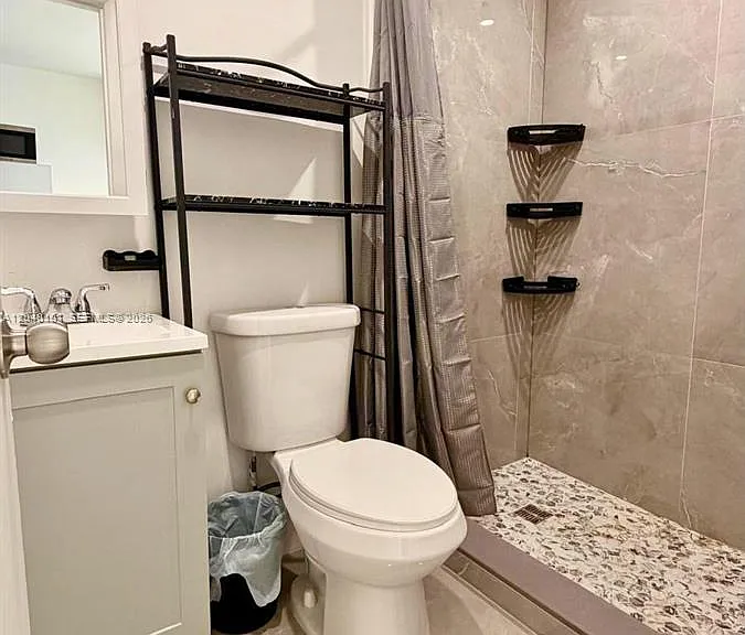 2255 SW 33rd Ave #1 — Photo 30