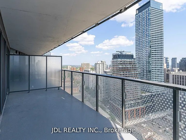 11 Wellesley St W #2105 — Photo 14