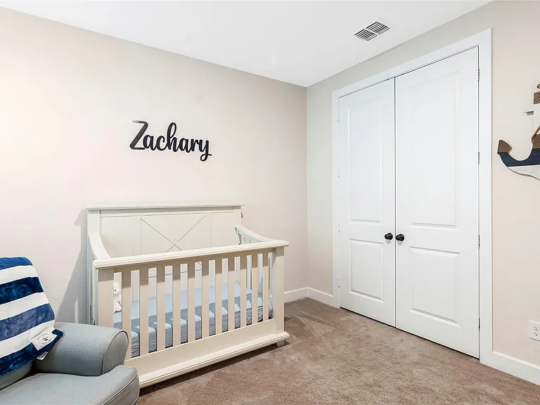 9211 Lowell Cliff Dr — Photo 35
