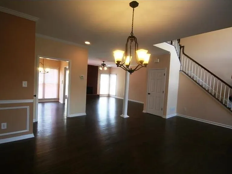 5760 Dovnick Dr — Photo 14