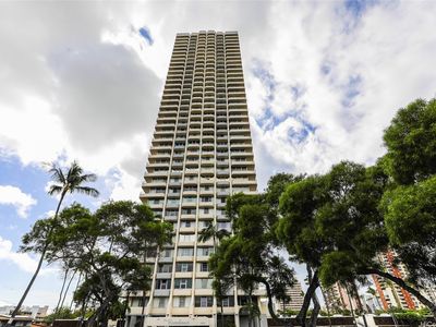 2825 S King St APT 2003, Honolulu, HI, 96826