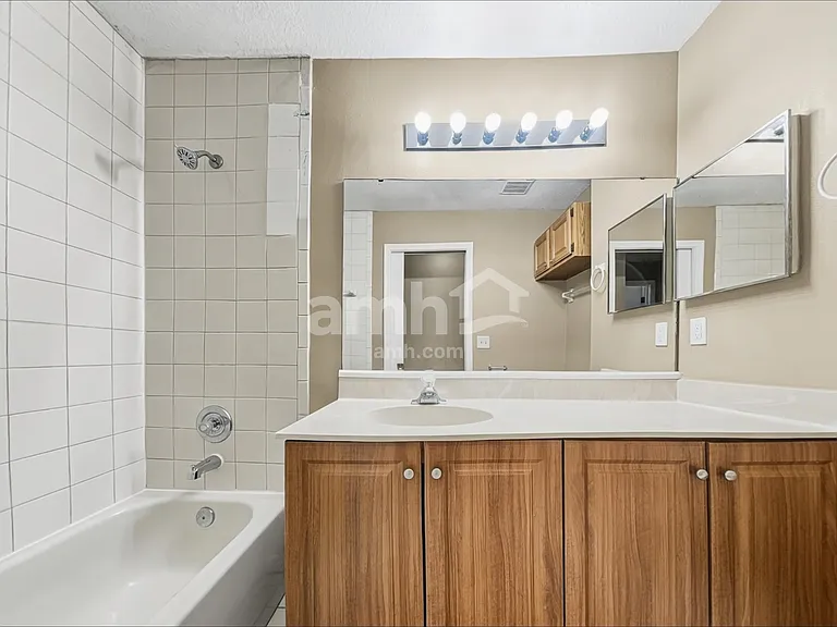 1428 Abberton Dr — Photo 13