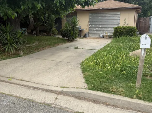 220 Park St, Madera, CA 93637