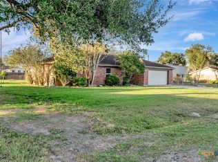 110 Fawn Dr, Victoria, TX 77905