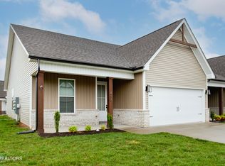 488 Creekside Way, Lenoir City, TN 37771