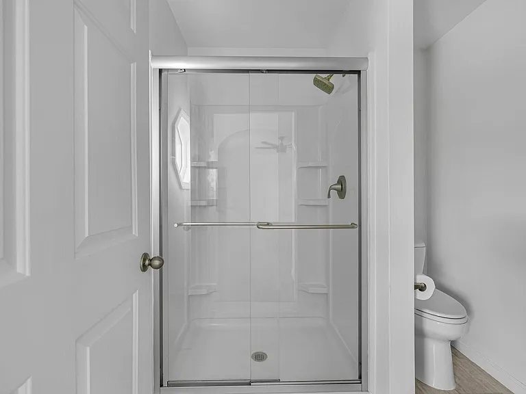 4861 Bethesda Rd — Photo 35