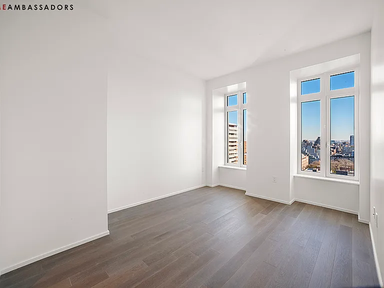 543 W 122nd St #11D — Photo 5