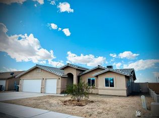 4068 S Sunflower Dr, Yuma, AZ 85365