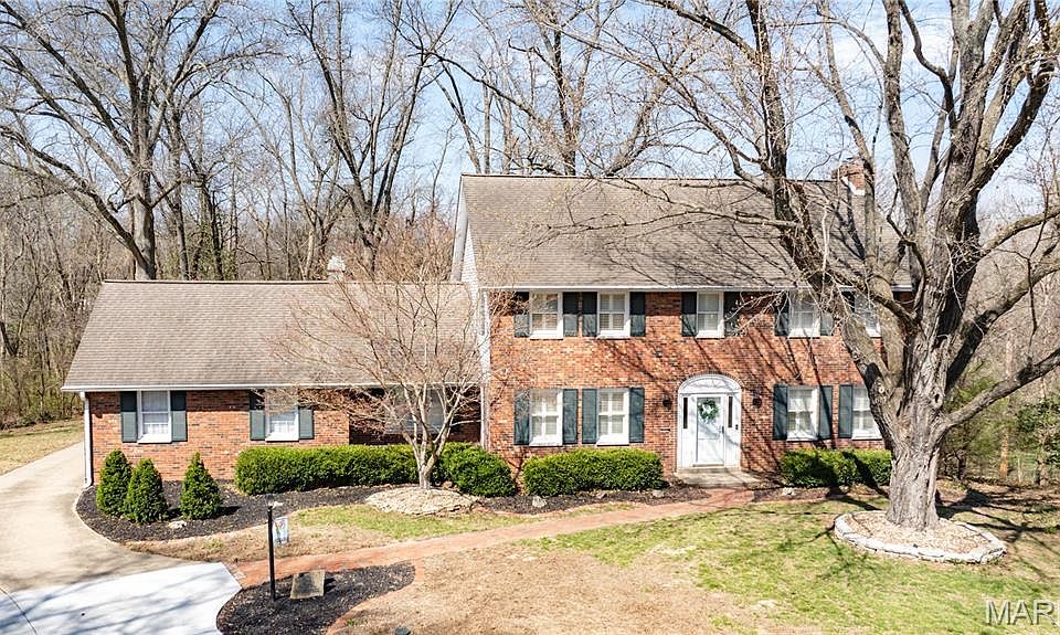 1st image of 2110 Northwood Dr