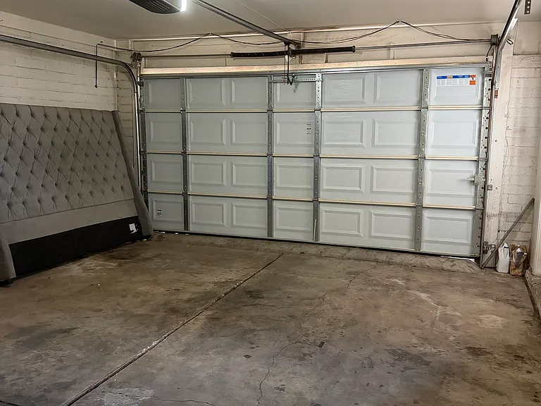 1823 W Fairmount Ave — Photo 7