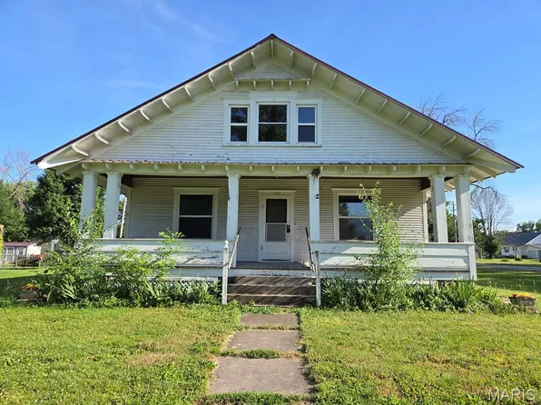 300 E Quincy St, Lewistown, MO 63452