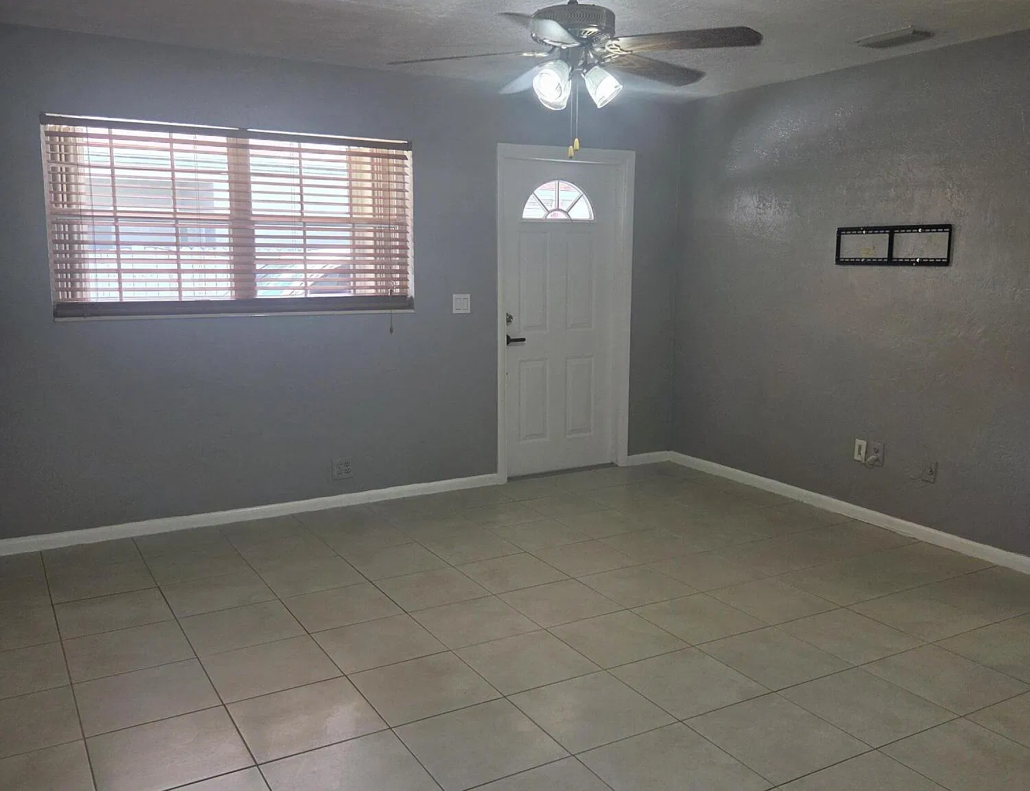 2 bed, 1.0 bath, 780 sqft, $2,000 — Photo 4