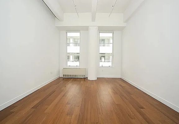 5th image of 184 Kent Ave APT B602
