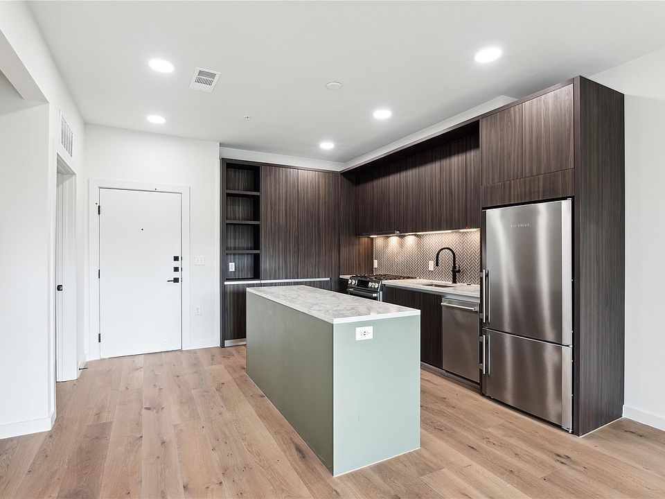 1st image of 2209 S 1st St #217