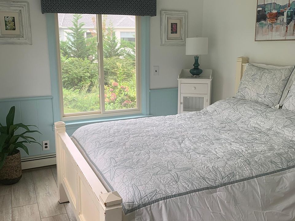 1st image of 107 Tuts Ln