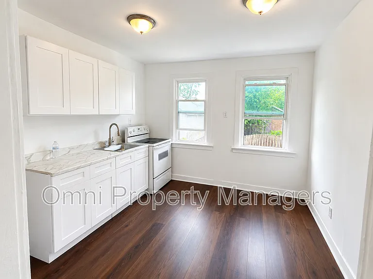8525 Maxwell St #2 — Photo 9